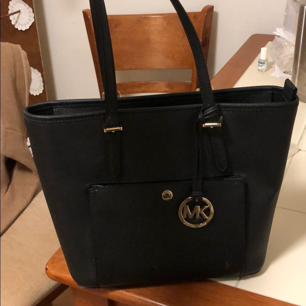 NWT Michael Kors Jet Set Black Tote